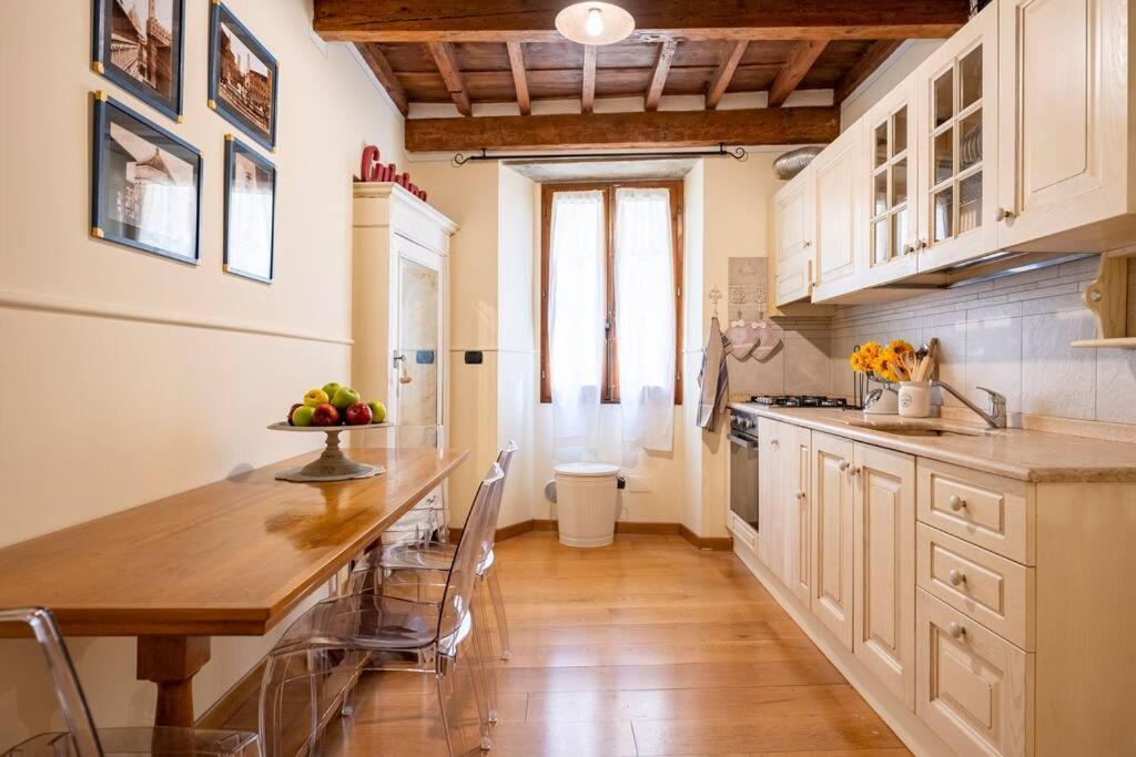 Diladdarno-florence Style Leilighet *
