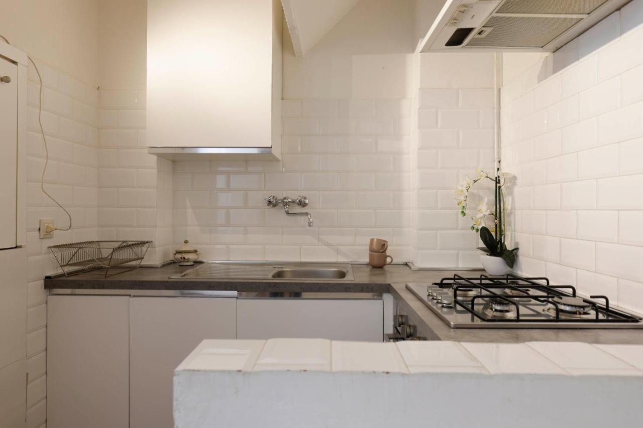 Ponte Vecchio Deluxe Apartment