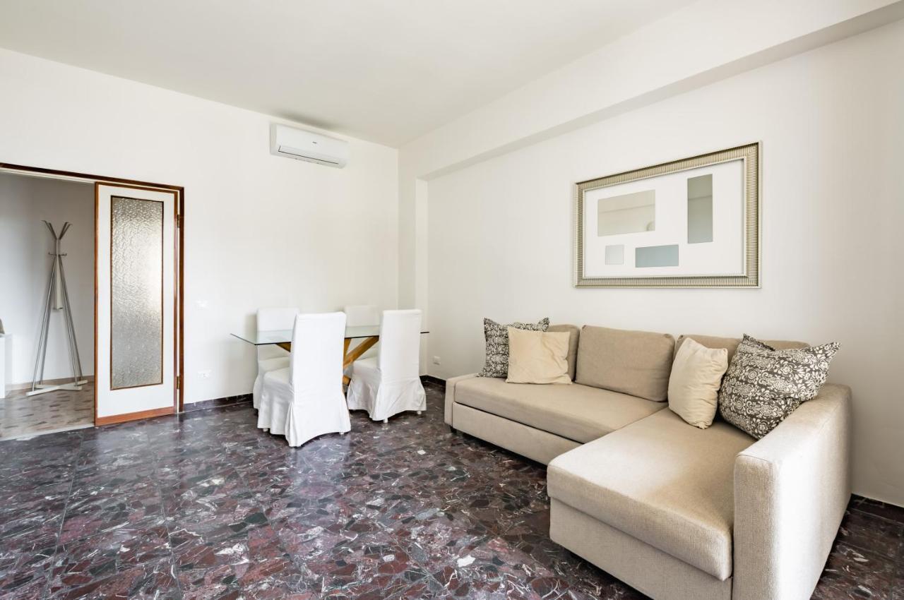 San Jacopino Roomy Flat With Balconies Appartement