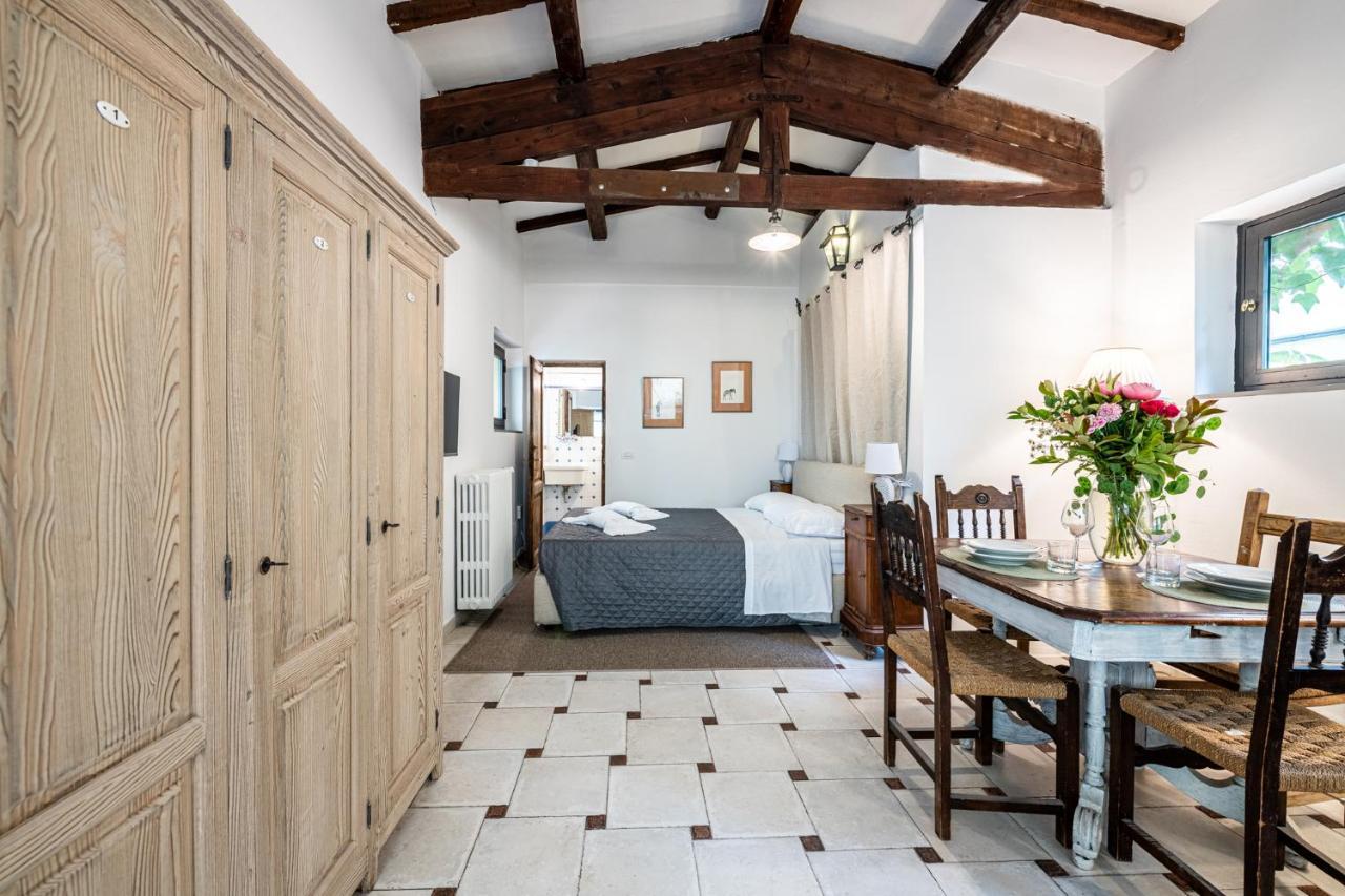 Santa Monaca Suites Affittacamere