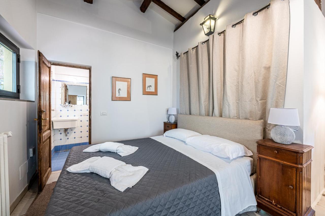 Affittacamere Santa Monaca Suites