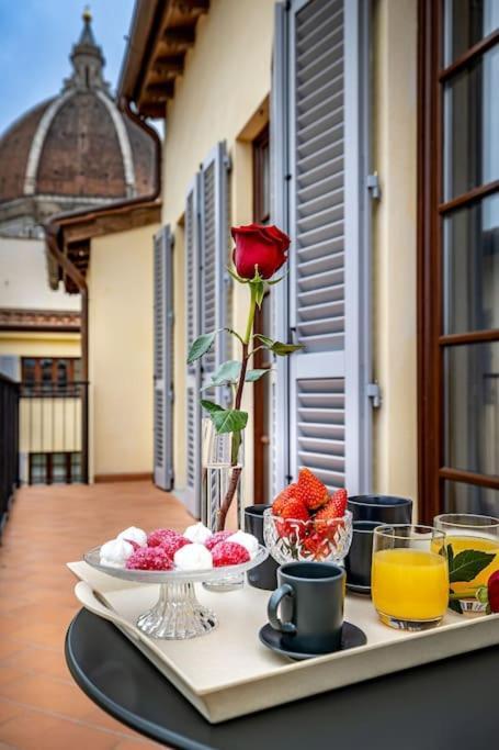 Top Floor With Duomo View Firenze