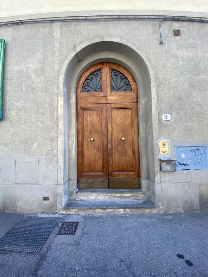 Affittacamere Poggi 18 1 *