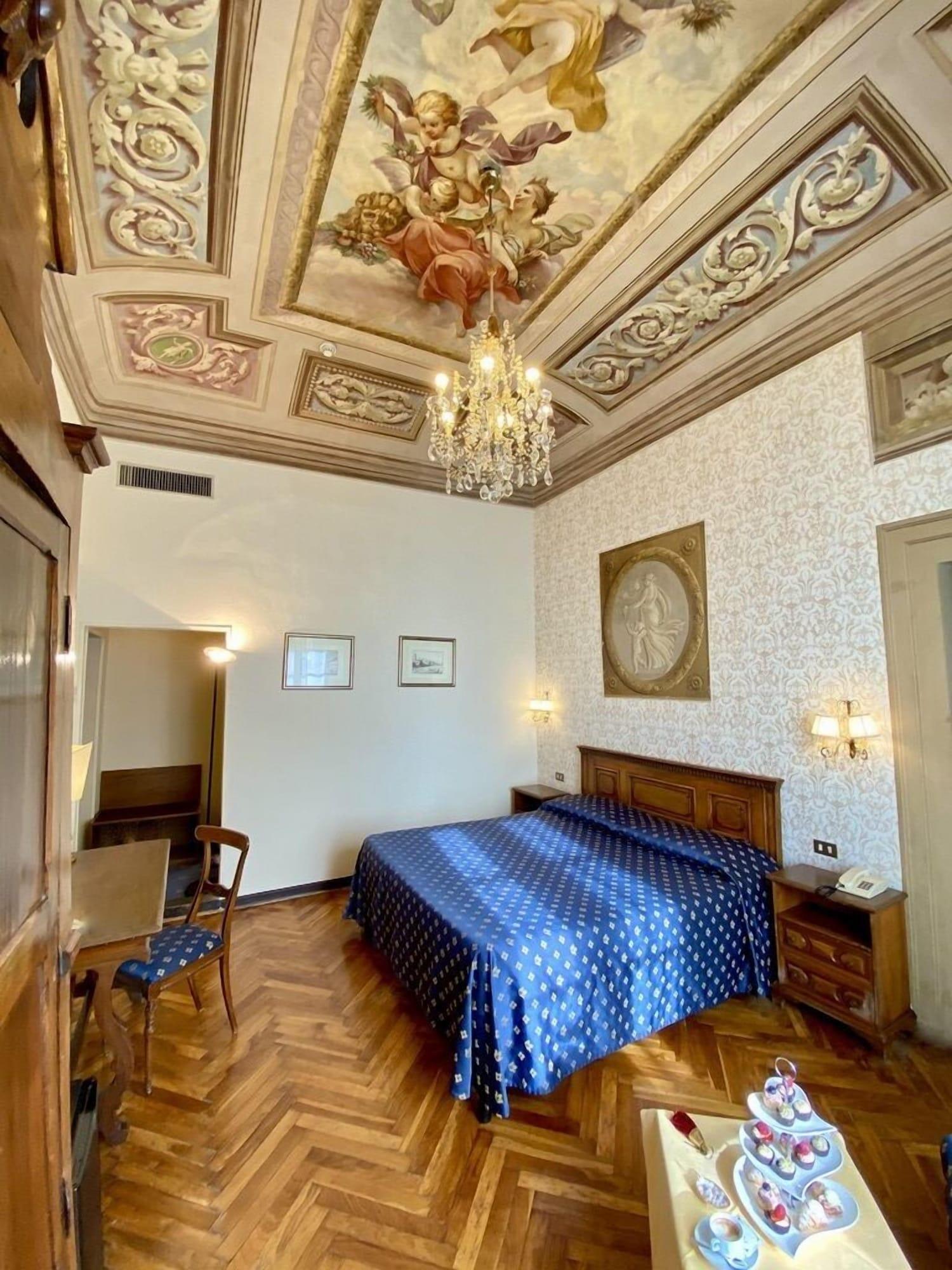 Martelli Hotel 3*