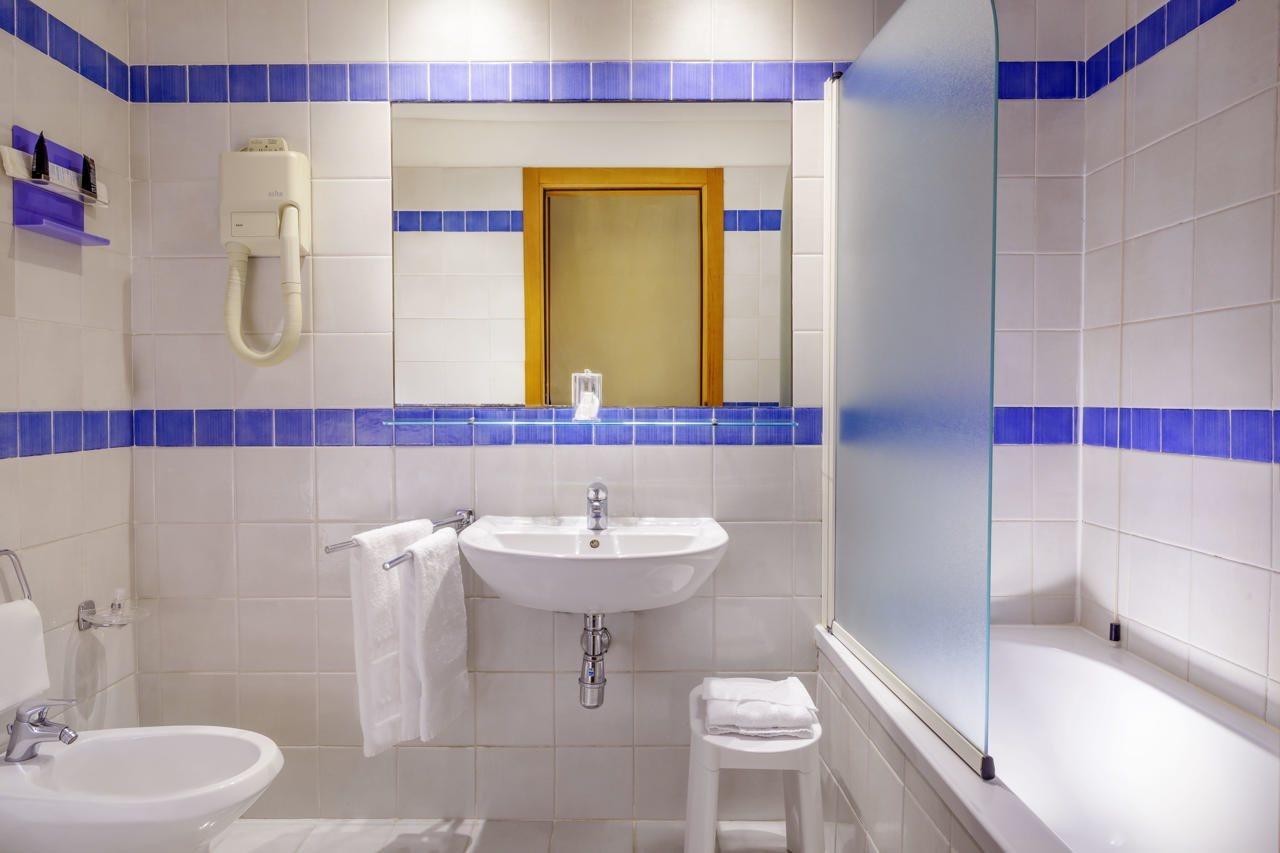 Botticelli Hotell 4*