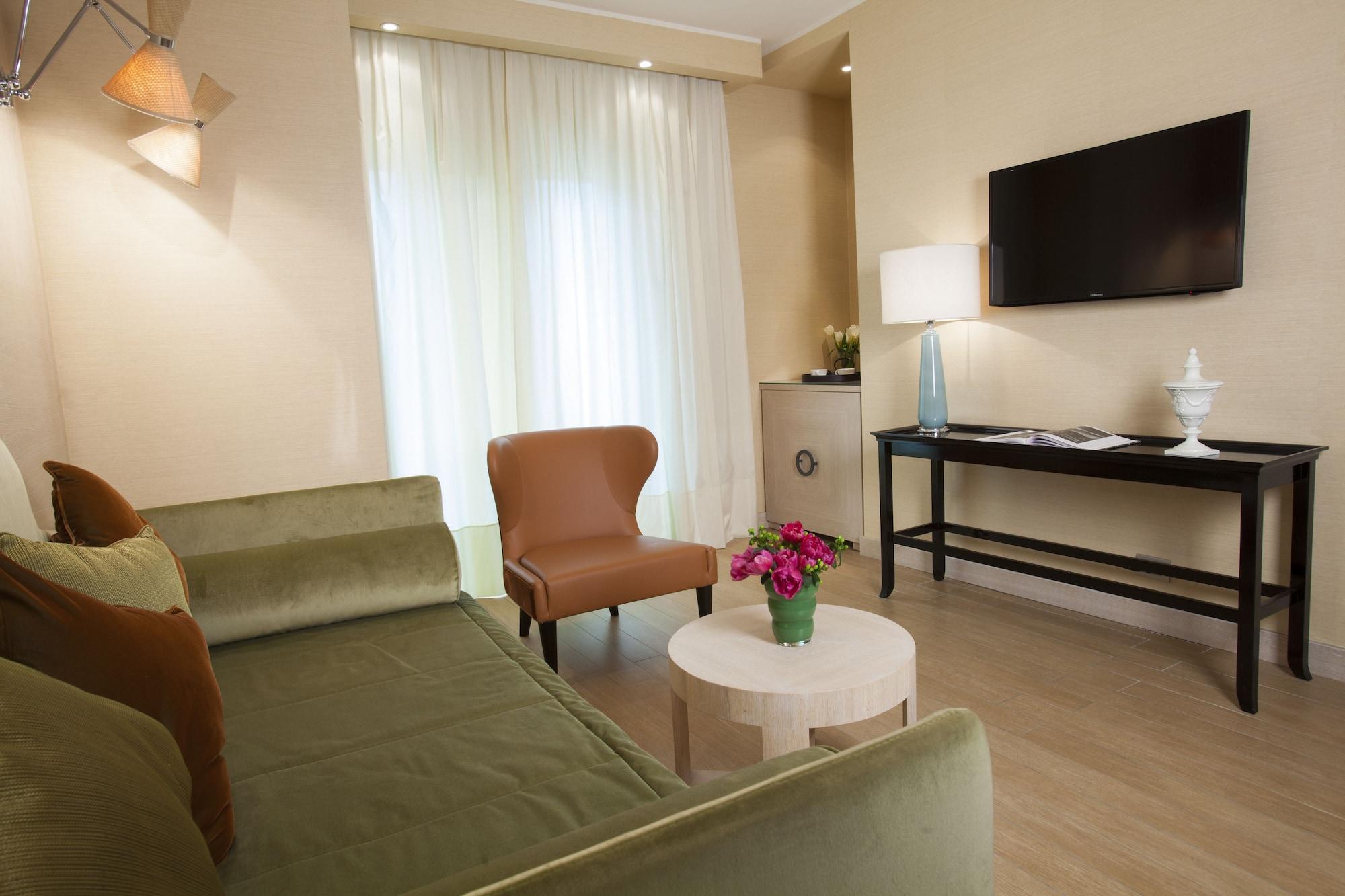 Starhotels Michelangelo Hotel 4*