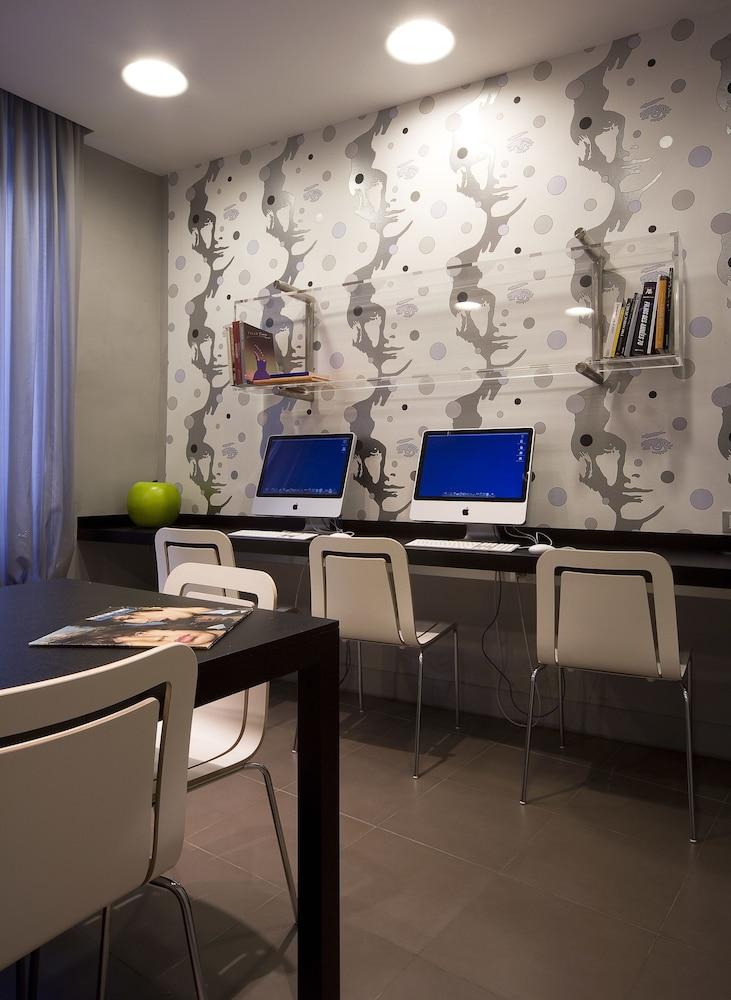 Universo Hotel