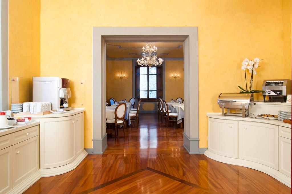 Pierre Hotel Florence