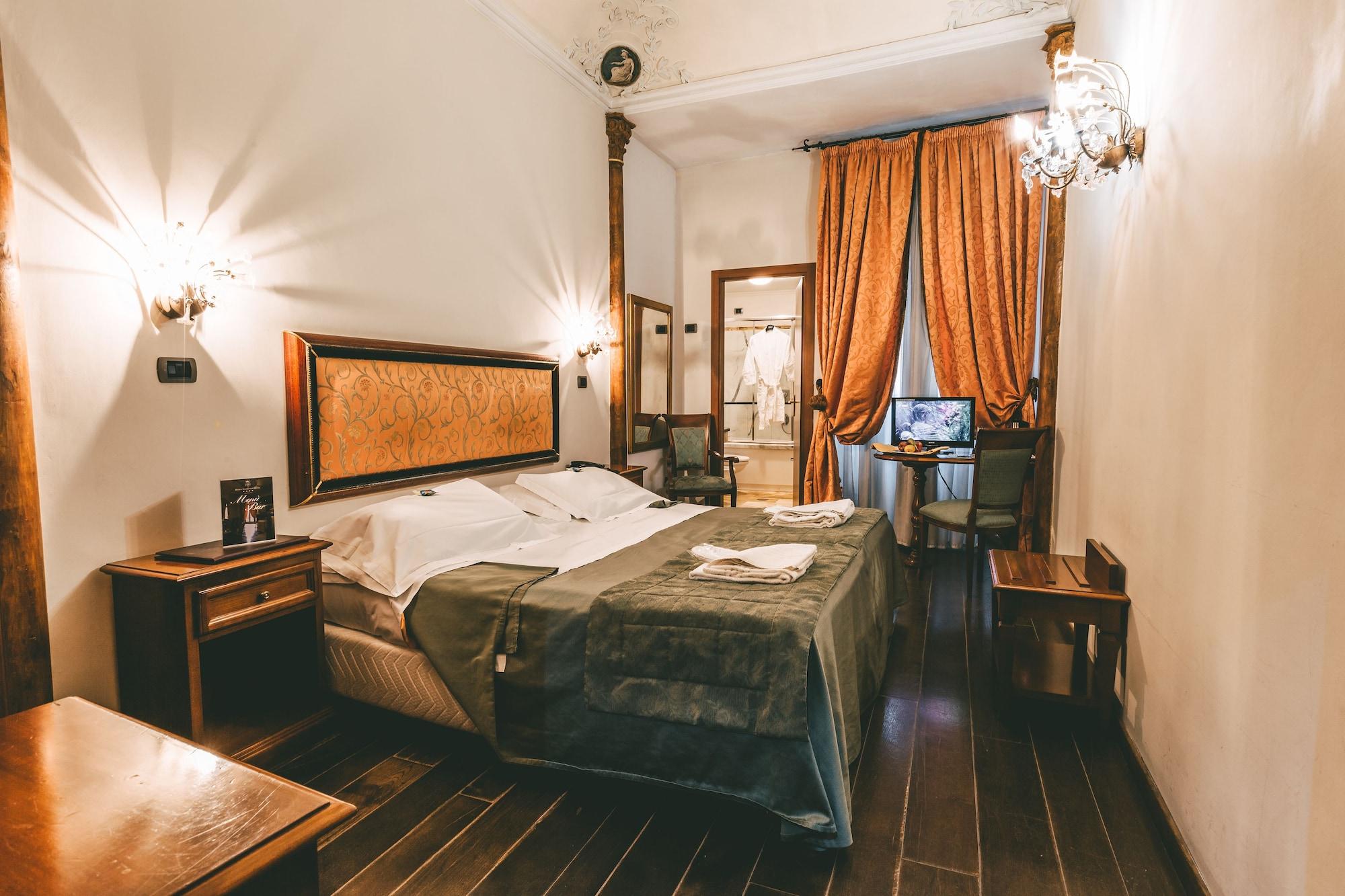 Domus Florentiae Hotel 4*