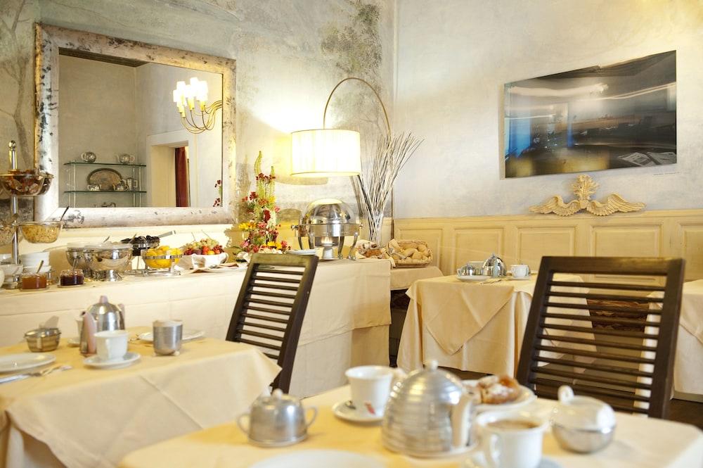 Palazzo Dal Borgo 4* Firenze