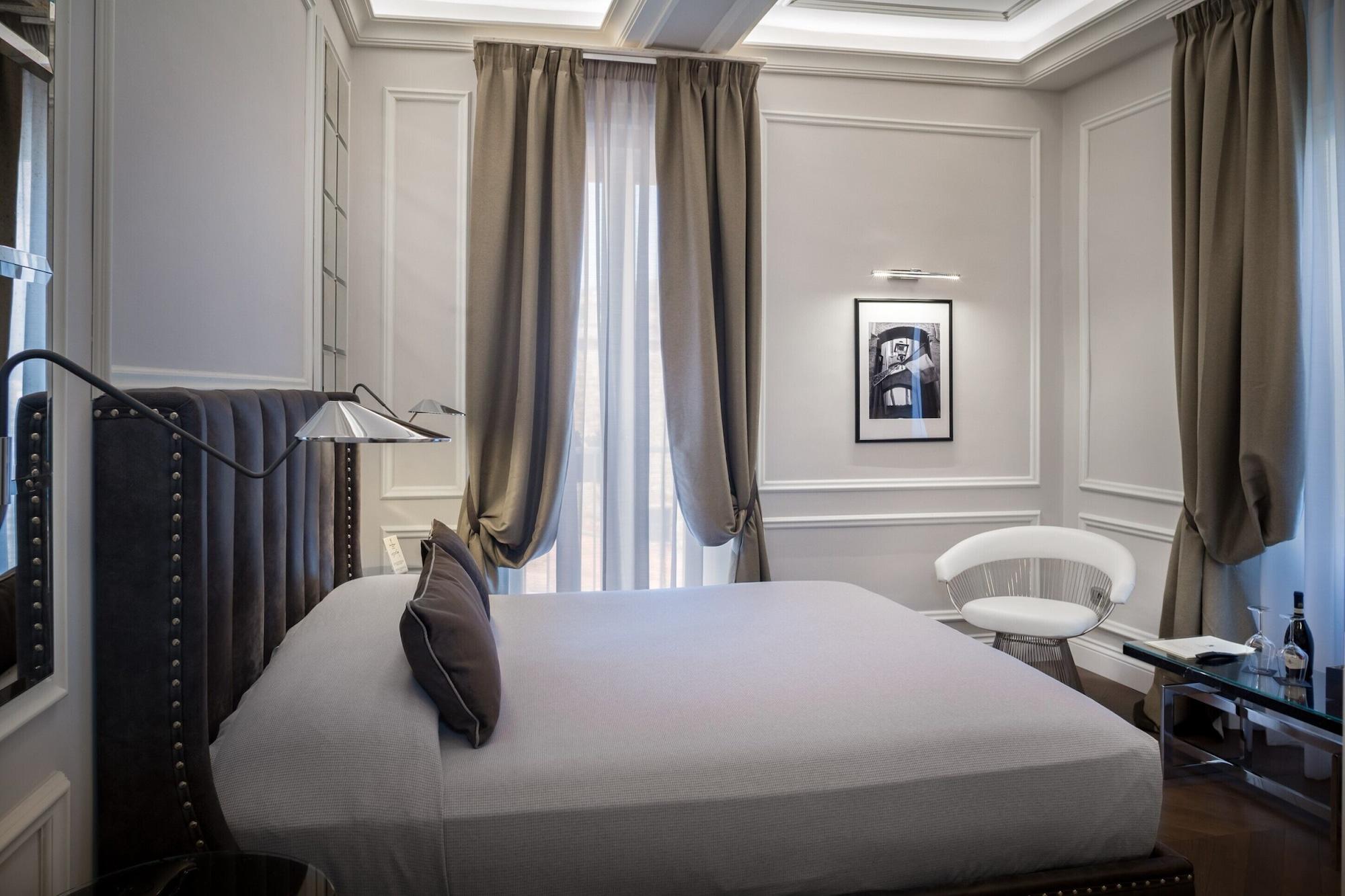 Palazzo Alfieri - Place Of Charme Hotell