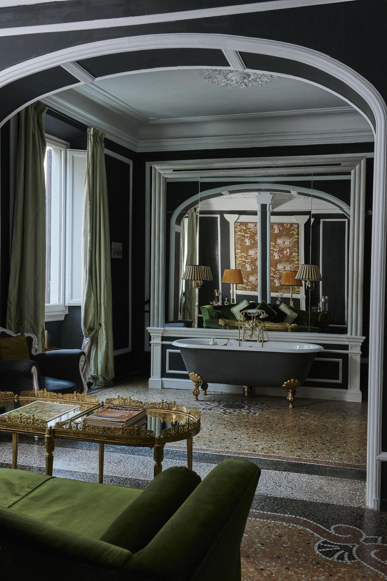 Casa Howard - Residenza D'epoca 3*