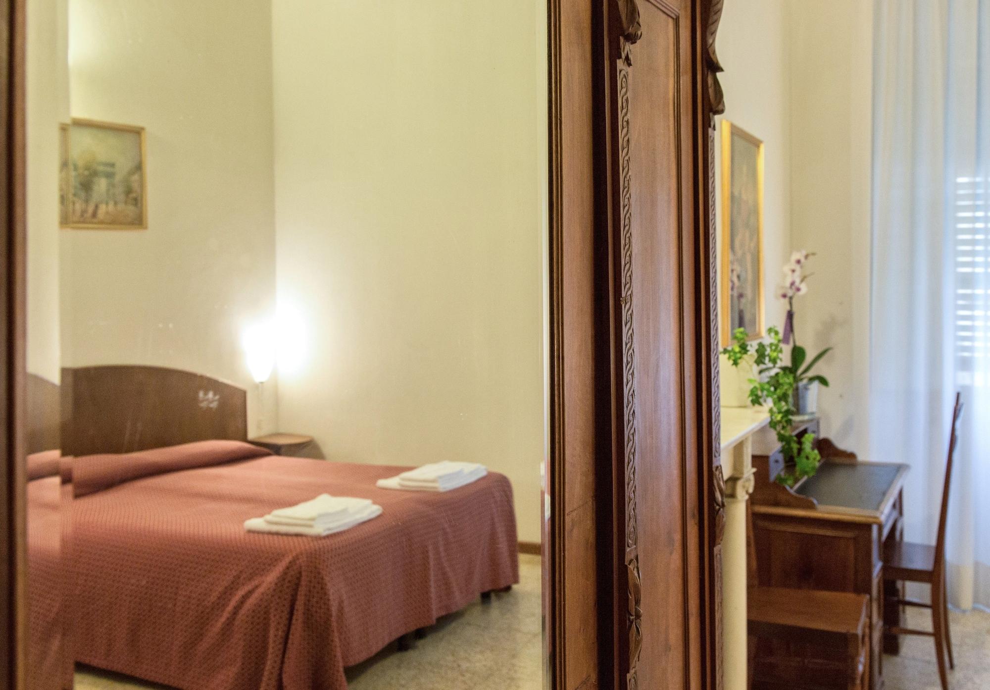 Hotel Casa Santo Nome Di Gesu Florence