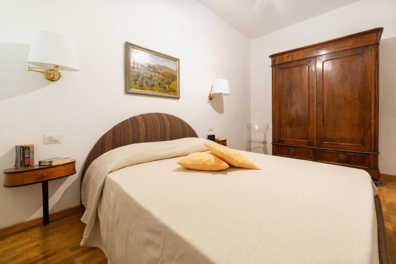 Santa Croce With A Stunning View Apartamento *