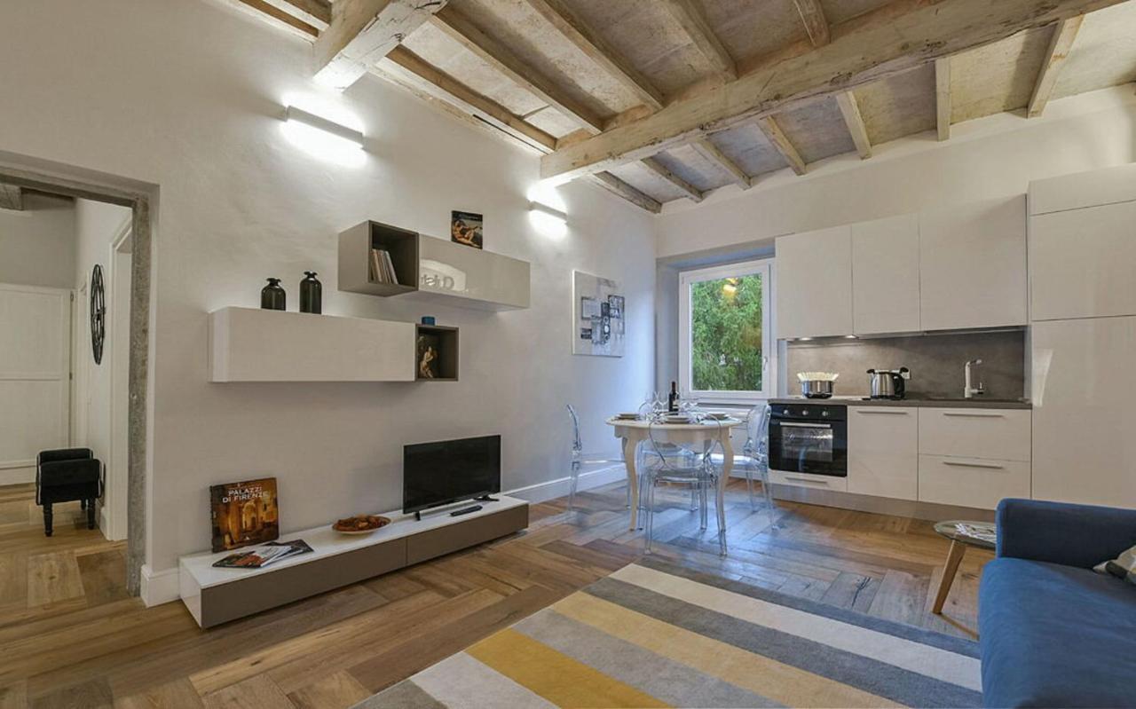 Pitti Flat - Belcanto *