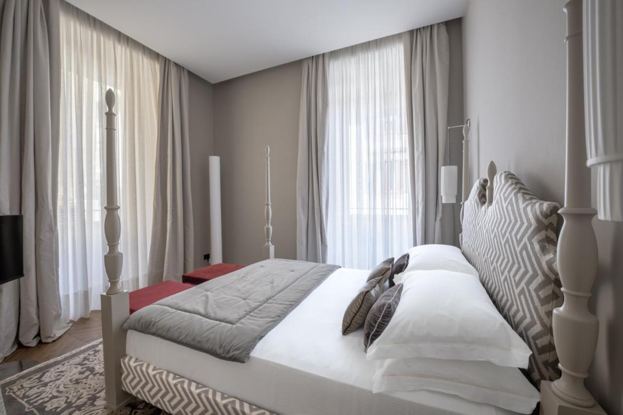 - Palazzo Signoria Luxury 9 Apartment Florence
