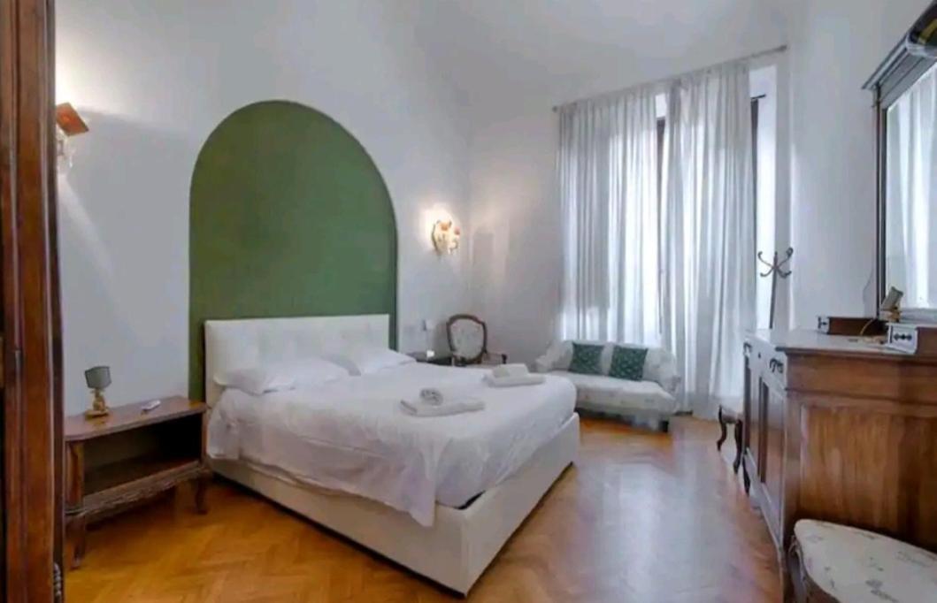 Reinassance Palace Lejlighed