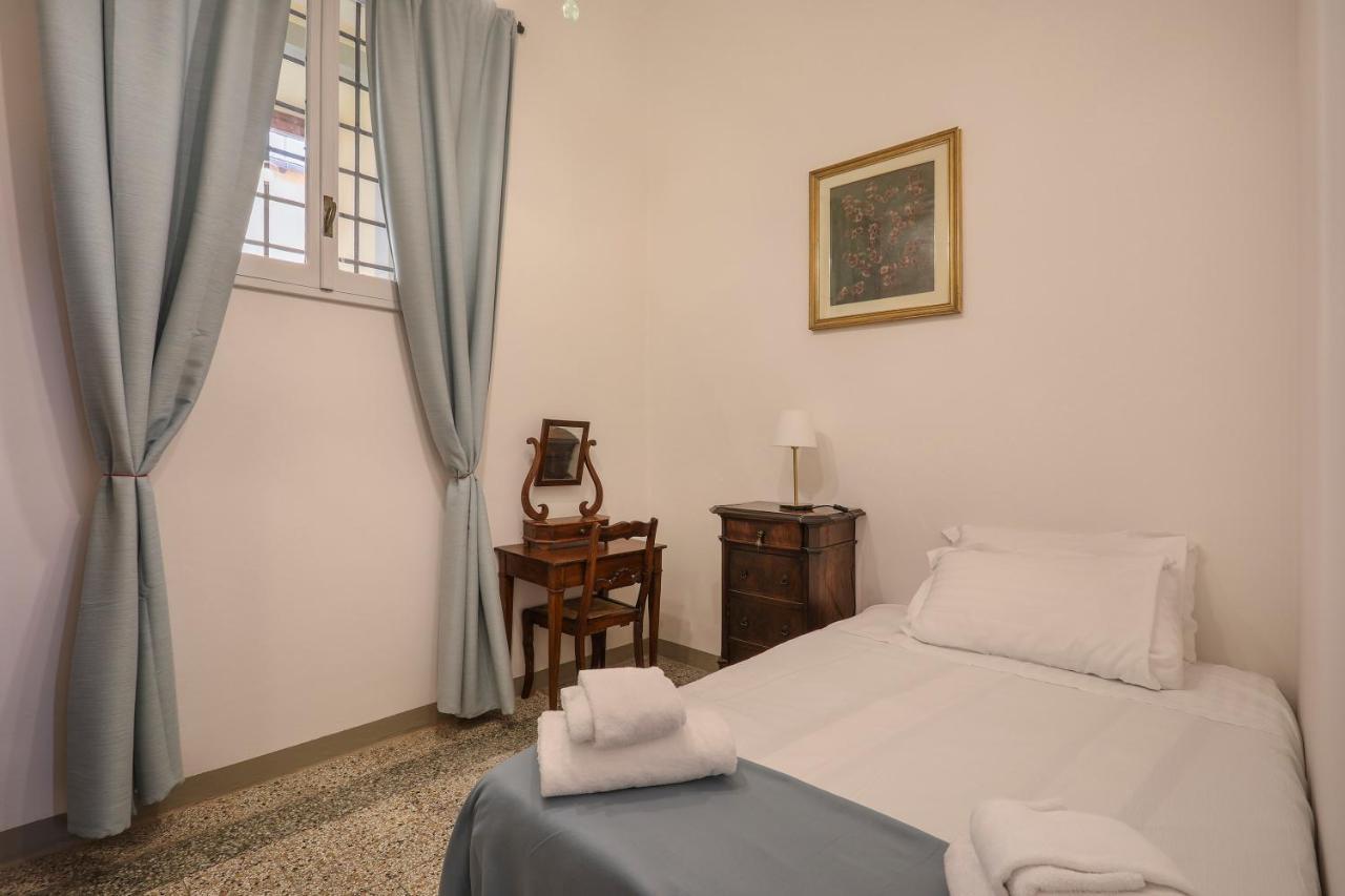 Apartment In Florence's Heart: Via Delle Seggiole *