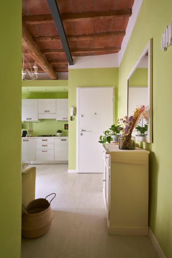 Cozy 1-bedroom With Balcony In Historic Center Appartamento Firenze