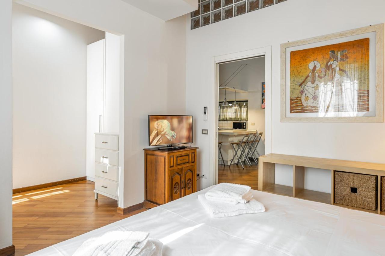 Statuto With Small Courtyard Appartement