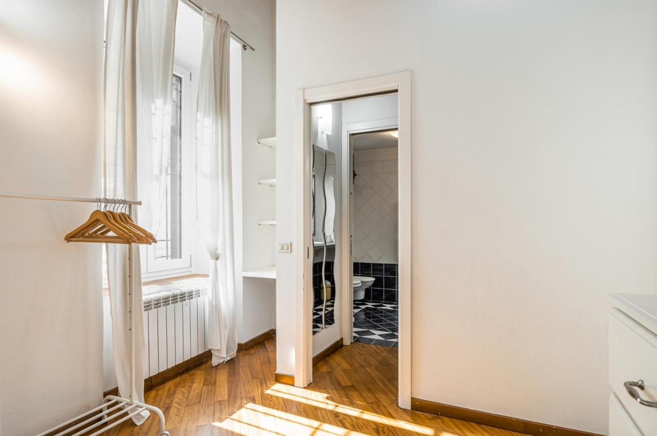 Statuto With Small Courtyard
