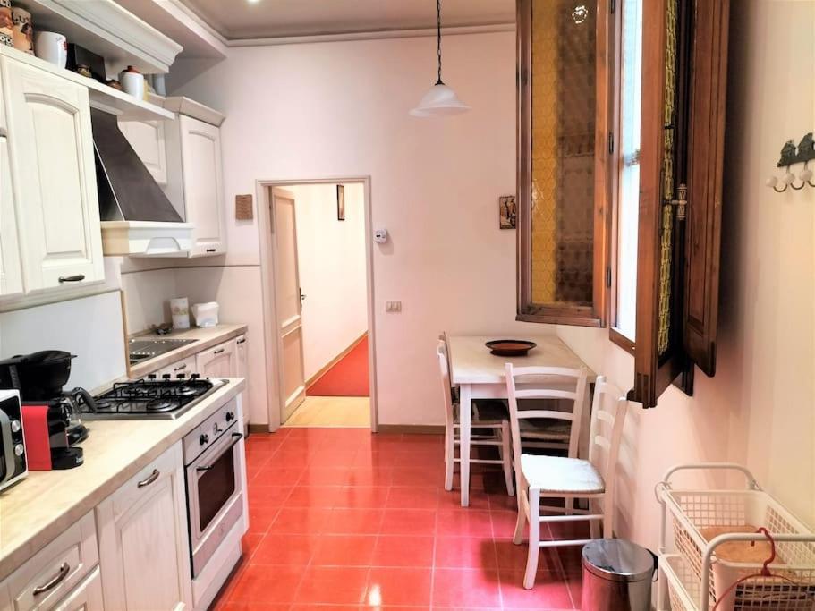 Apartment Ghibellina Elegant With 4 Bedrooms