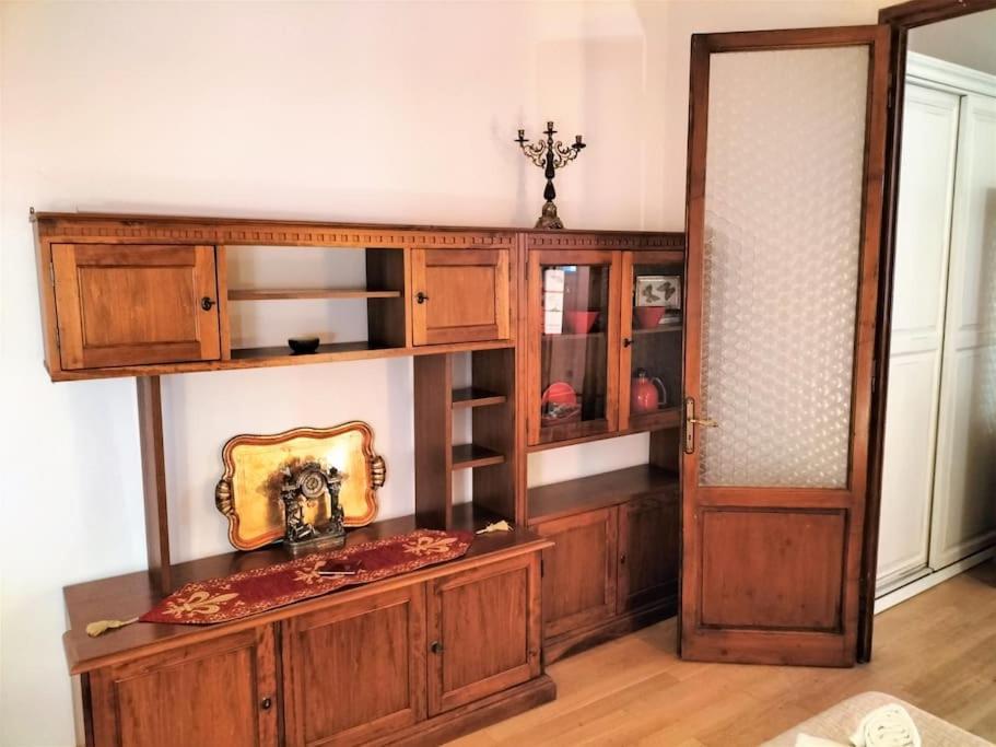 Ghibellina Elegant With 4 Bedrooms Apartment