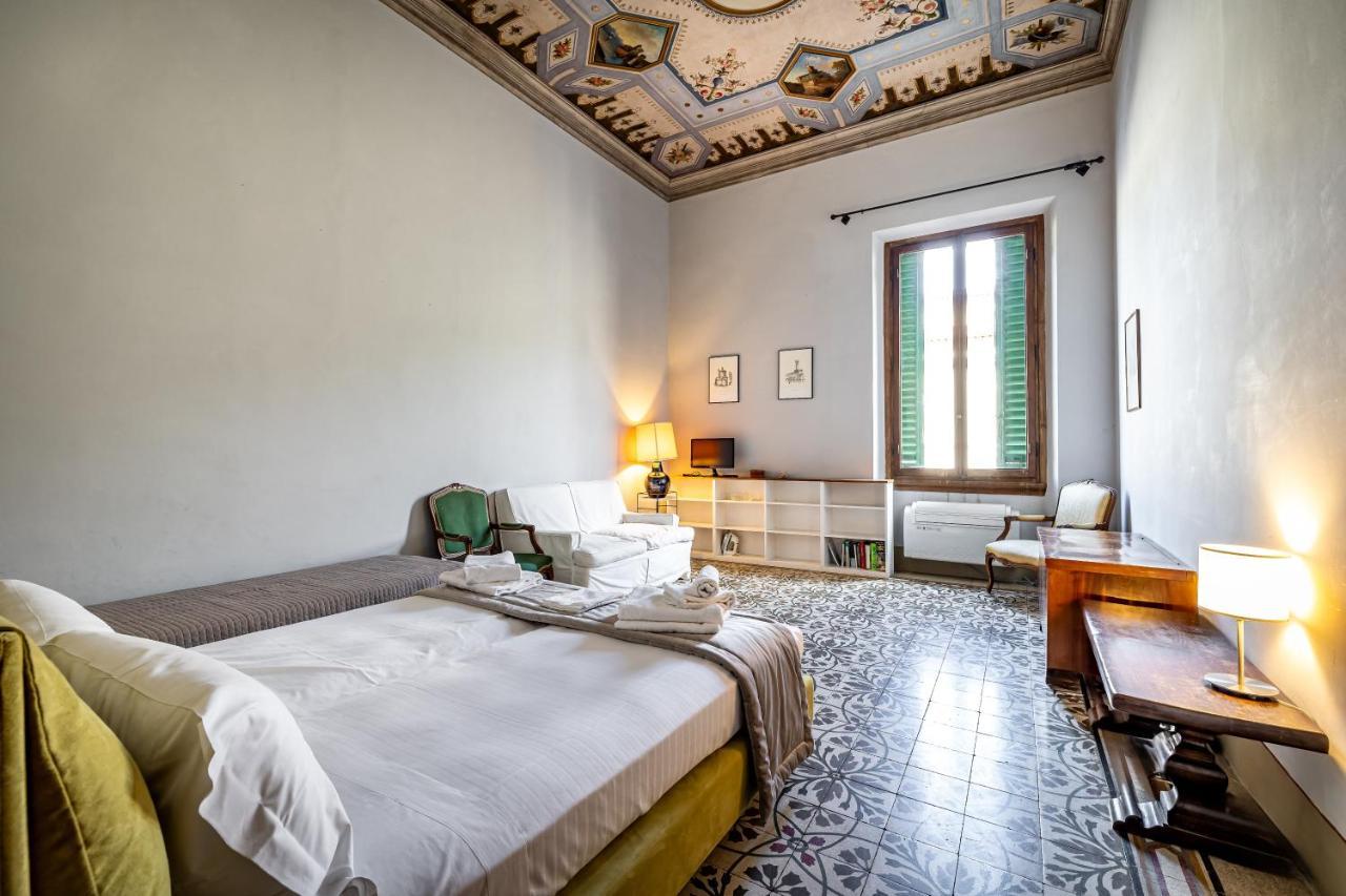 Roommo D'azeglio Firenze