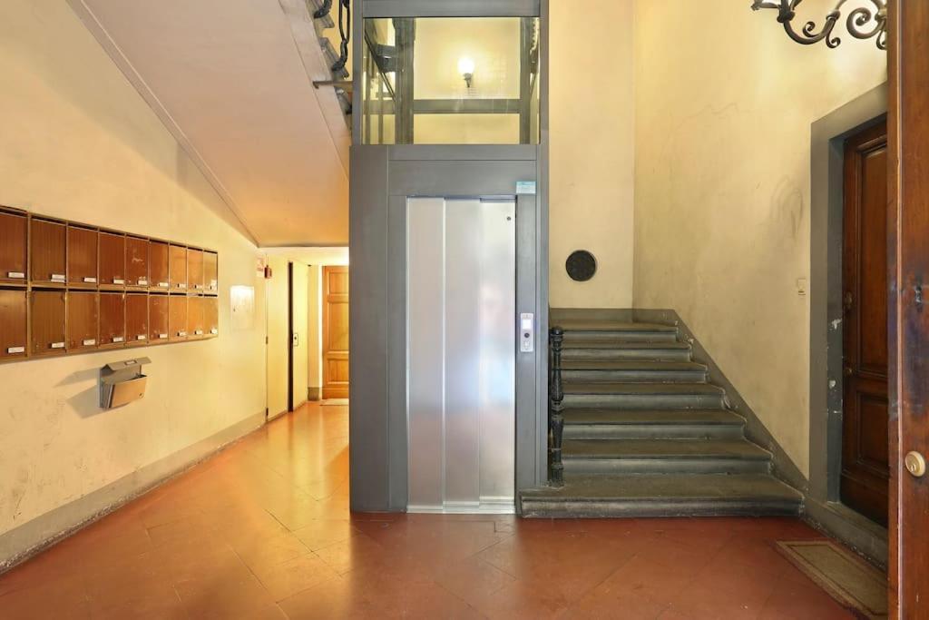 Lejlighed Palazzo Borghese 2 Bedroom Firenze