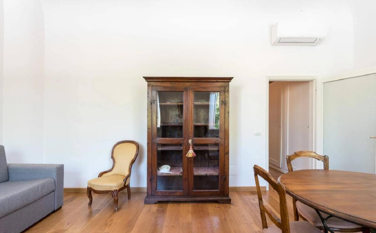 Appartement Airy One Bedroom With Terrace Near Palazzo Pitti