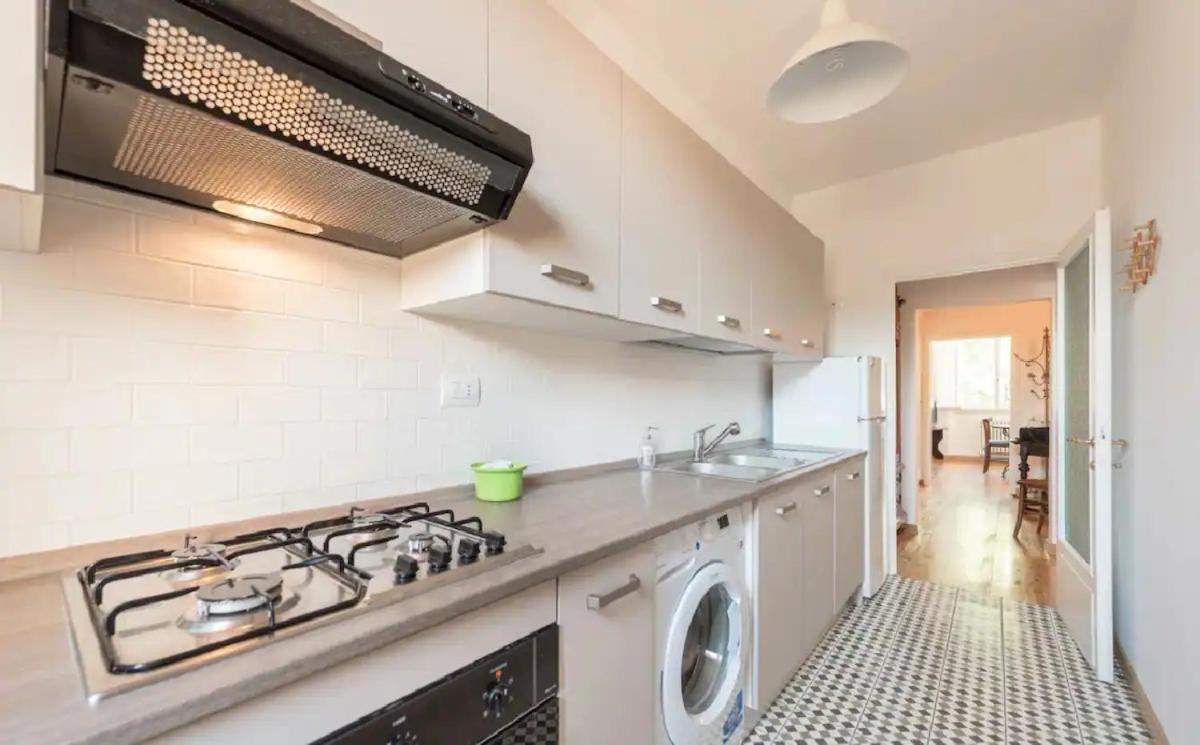 Appartement Airy One Bedroom With Terrace Near Palazzo Pitti *