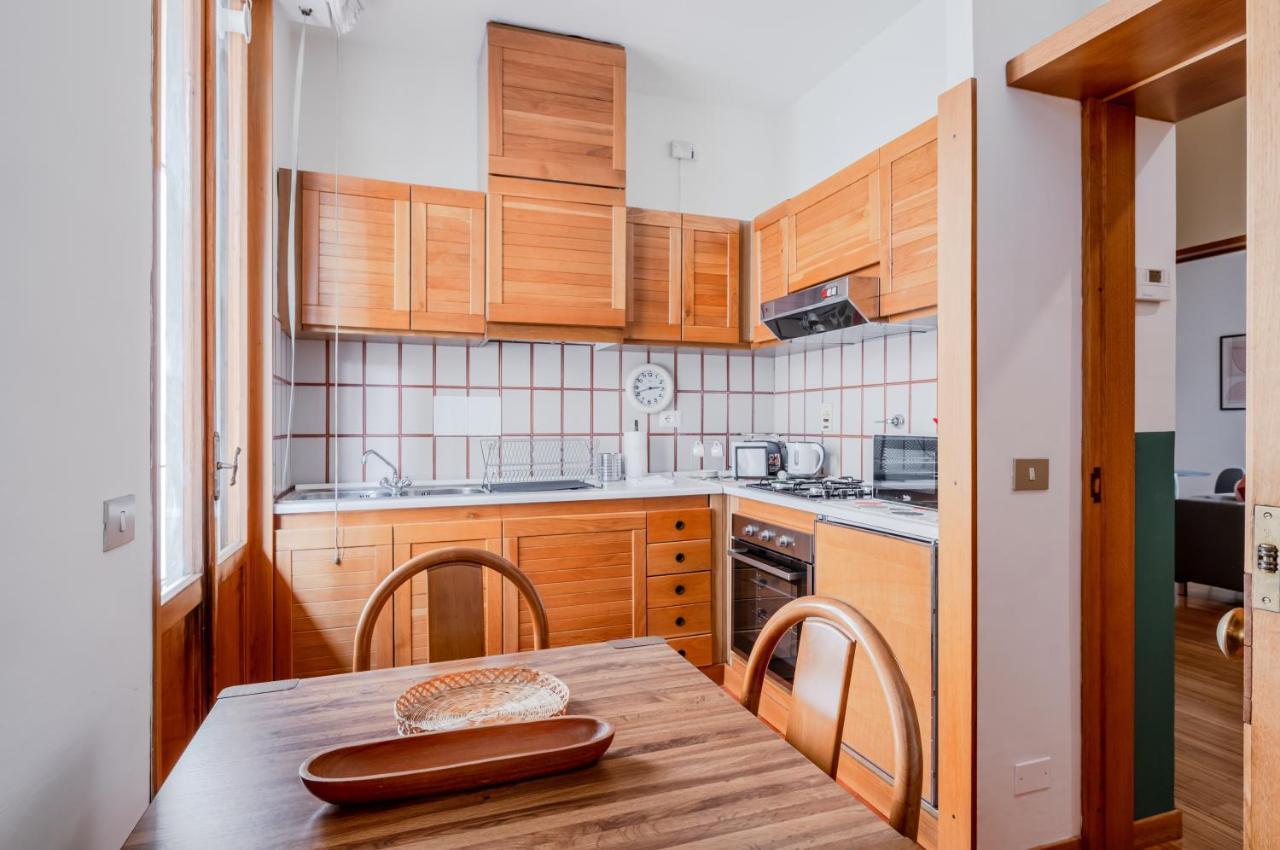 Lejlighed Santa Croce - Chic Retreat In The Heart Of Firenze