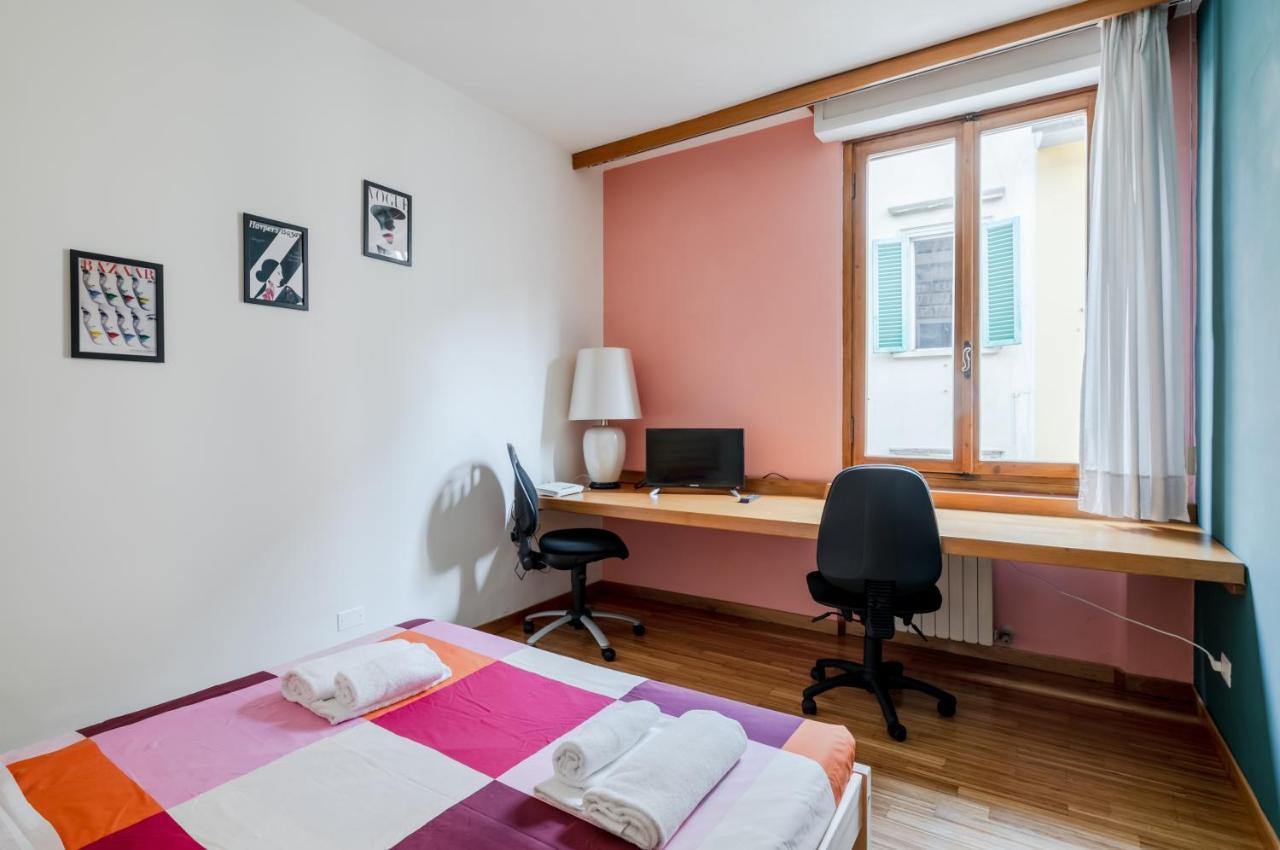 Lejlighed Santa Croce - Chic Retreat In The Heart Of Firenze