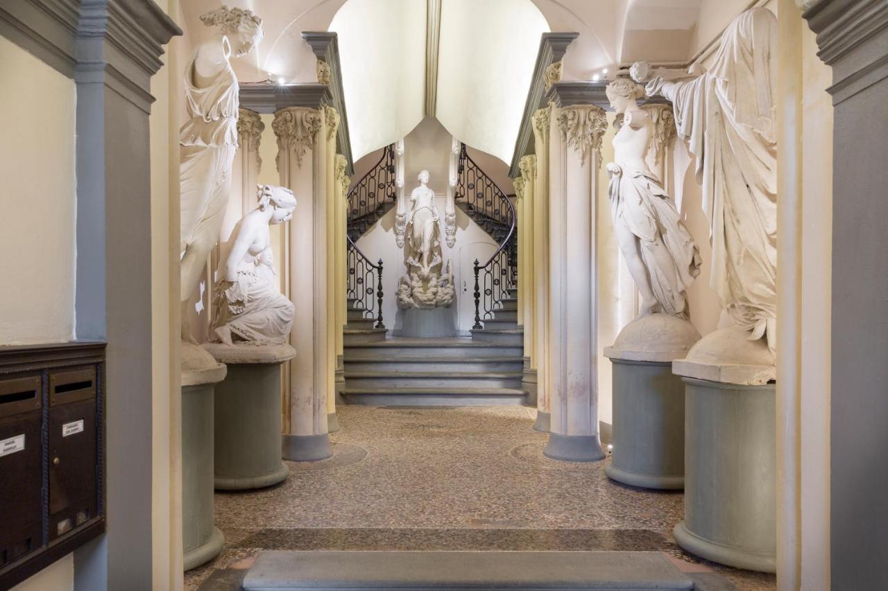 Classy Nest In A Historical Palace Firenze