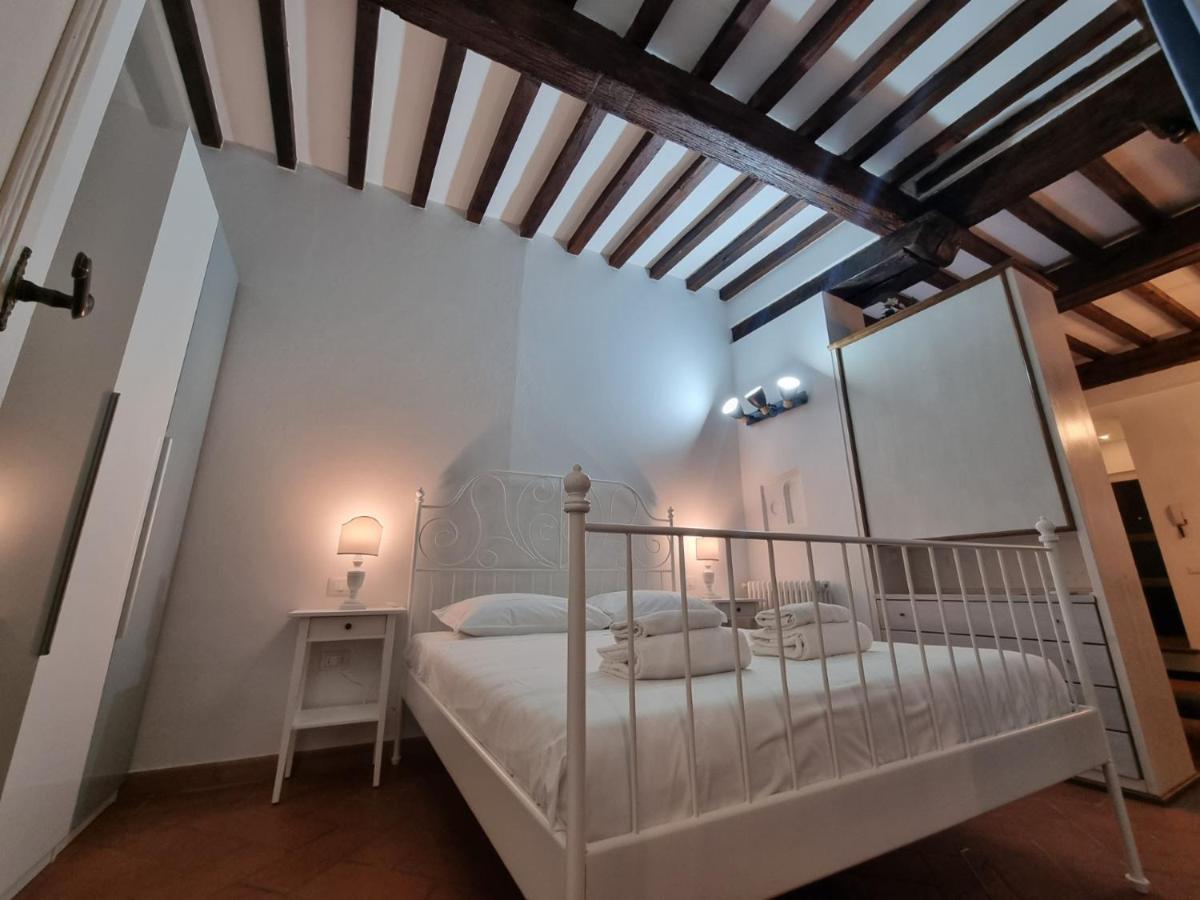 Borgo Allegri * Firenze