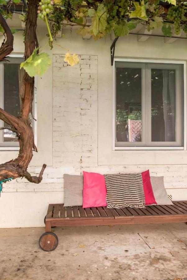 Boutique With Private And Garden Oasis Leilighet