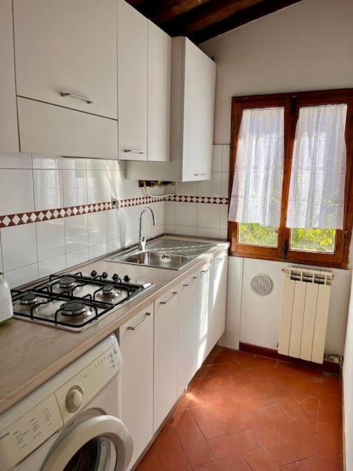 Apartamento Spacious Near Arno River Florença