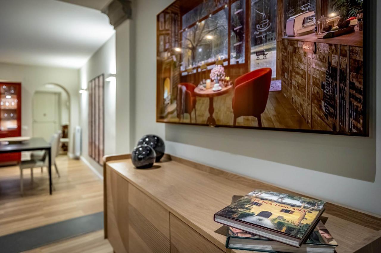 Yid Penthouse In Santa Croce Apartment
