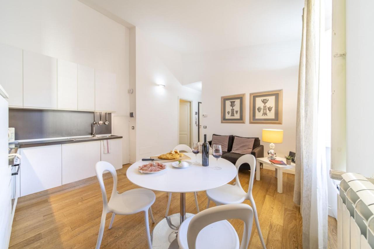 Bright Santa Croce Appartement