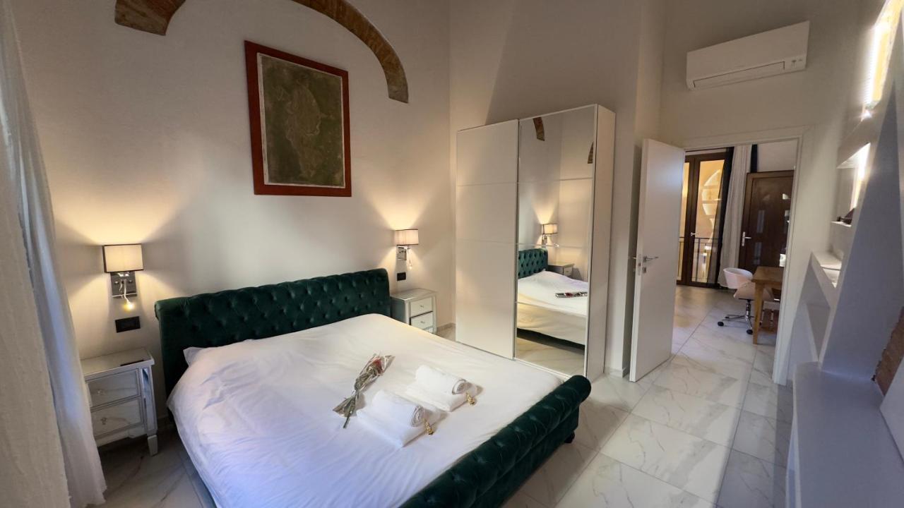 Stylish & Cozy In The Heart Of Florence