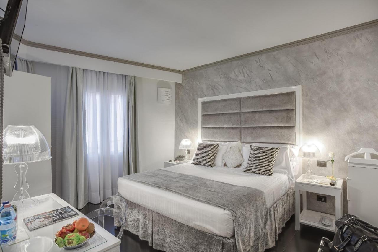 Rivoli Boutique