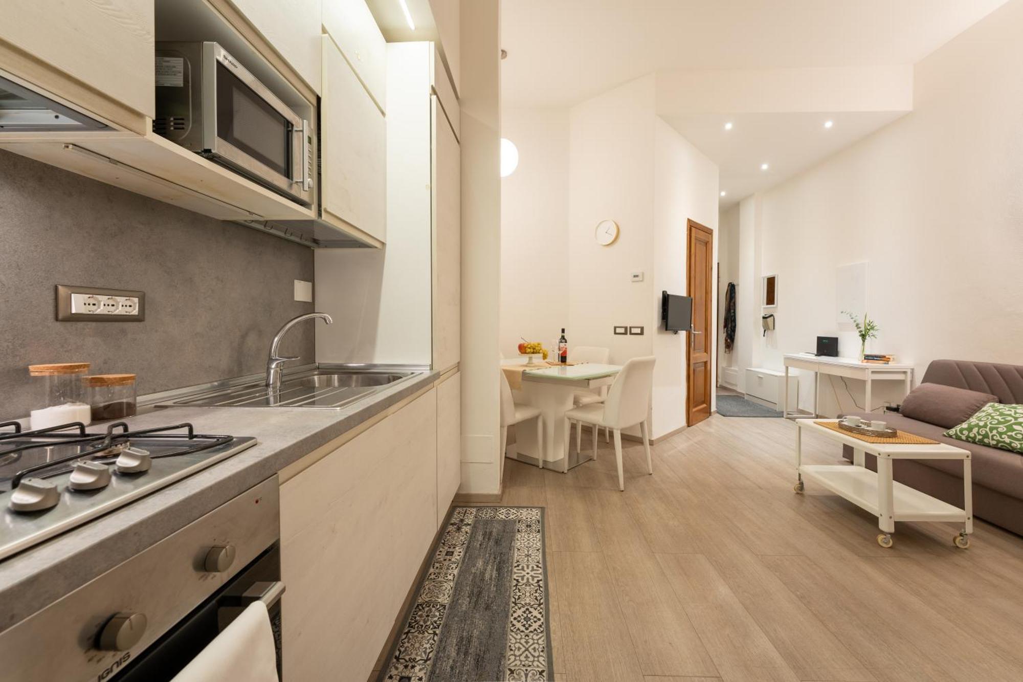 Pergola - 1 Bdr Flat With Inner Courtyard Appartement Florence