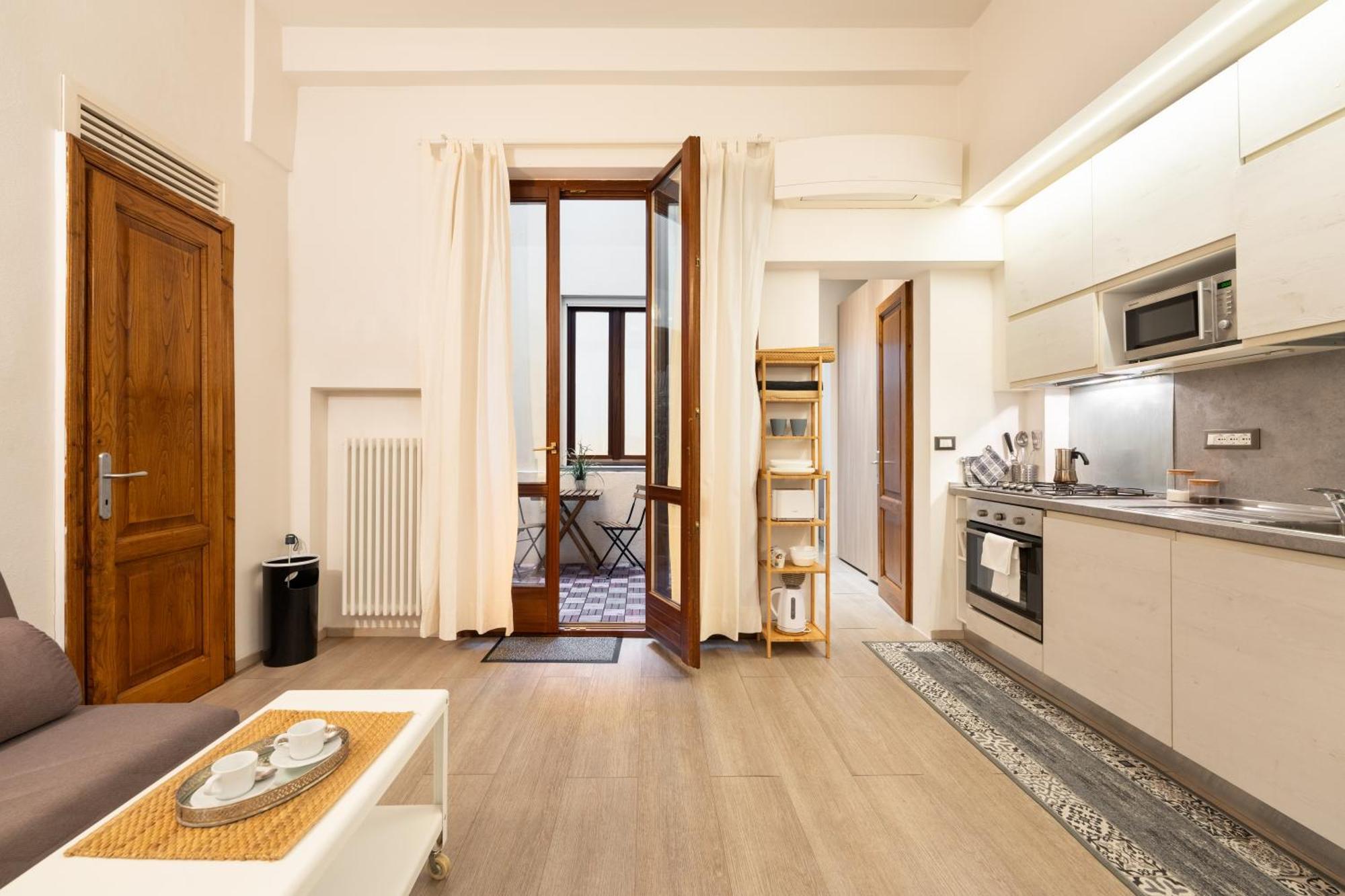 Pergola - 1 Bdr Flat With Inner Courtyard * Florence
