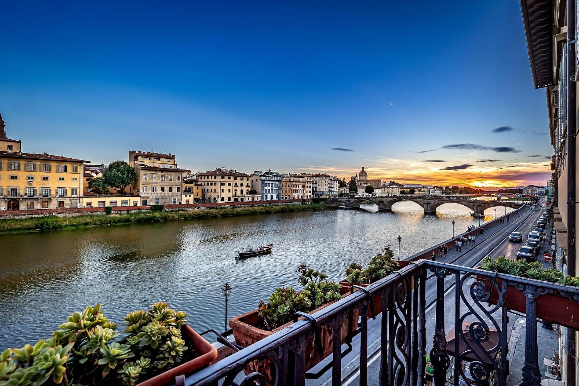 Palazzo Alfieri Residenza D'epoca Hotel Firenze