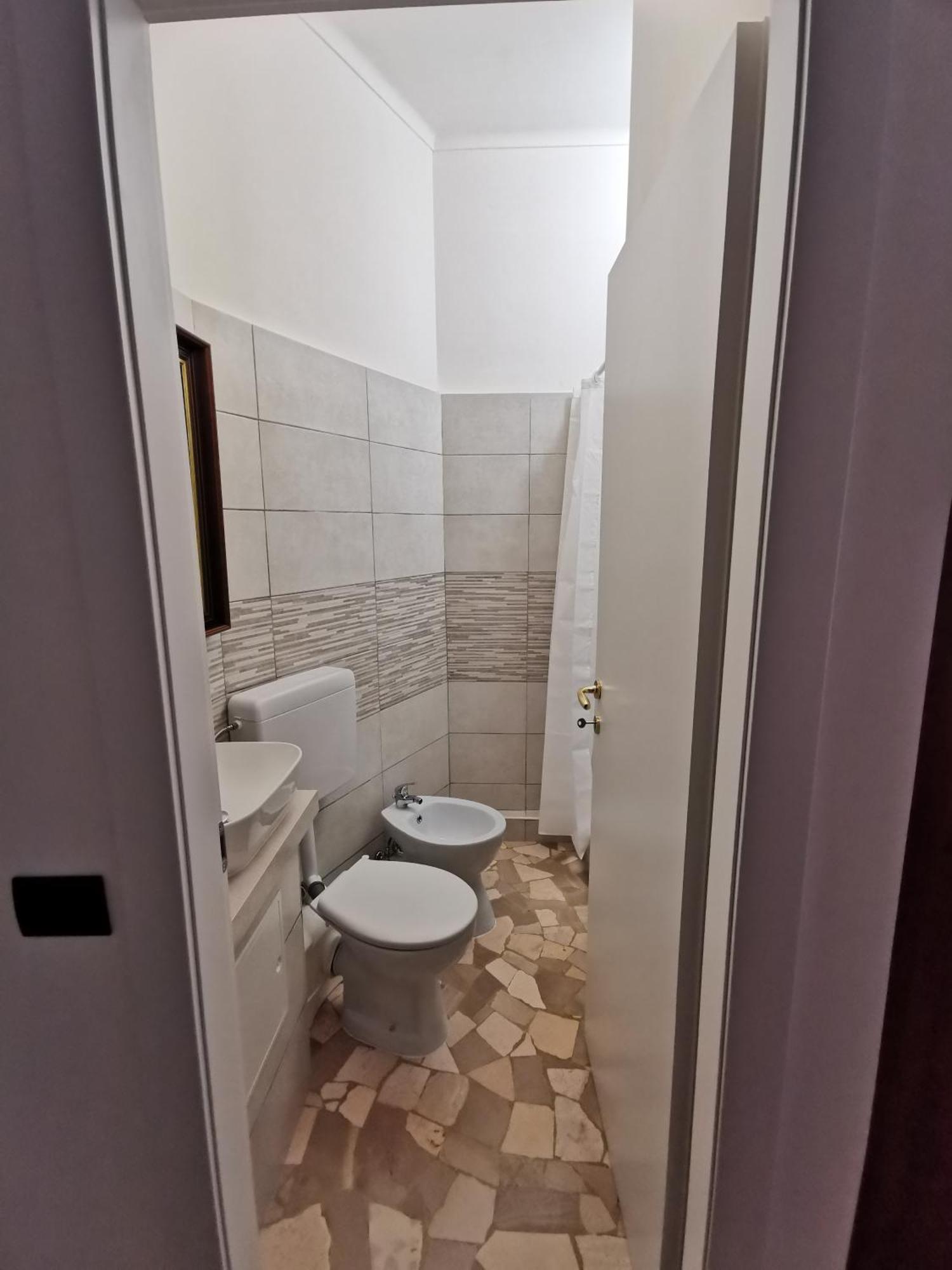 Sciacchithouse Affittacamere *