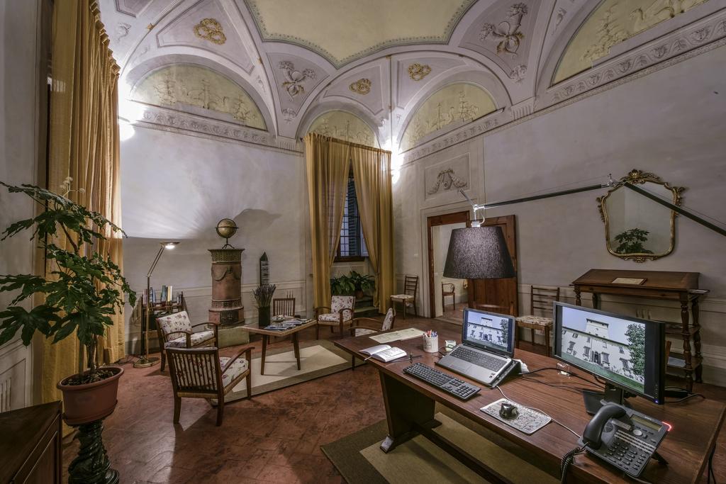 Bed & Breakfast Torre Dei Lari Residenza D'epoca