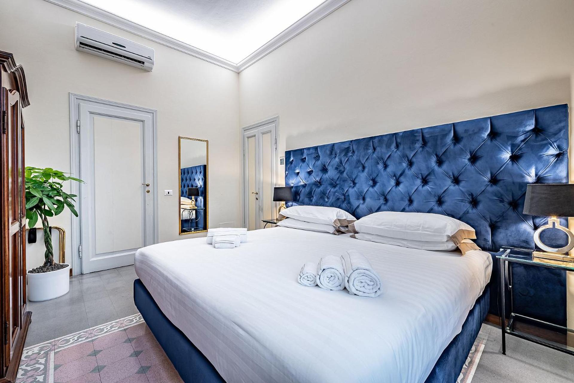 Three Via Roma Appartement