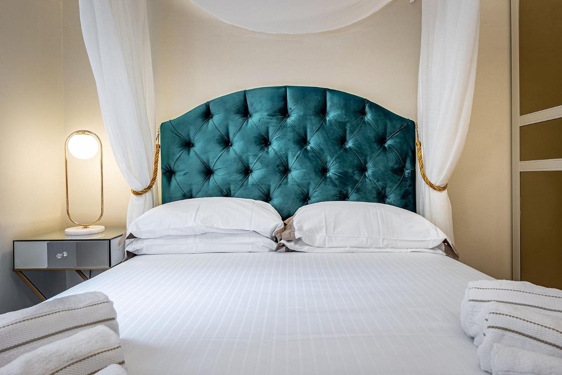 Appartement Three Via Roma Florence
