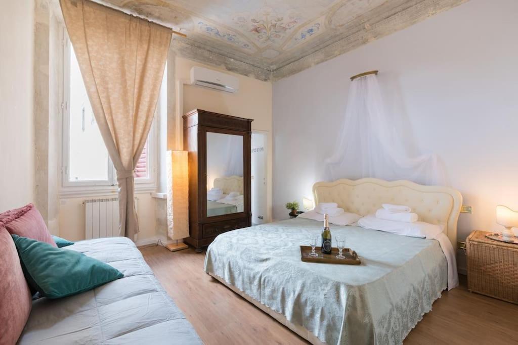 Borgognissanti 6 Firenze