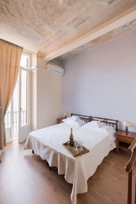 Appartement Borgognissanti 6 *